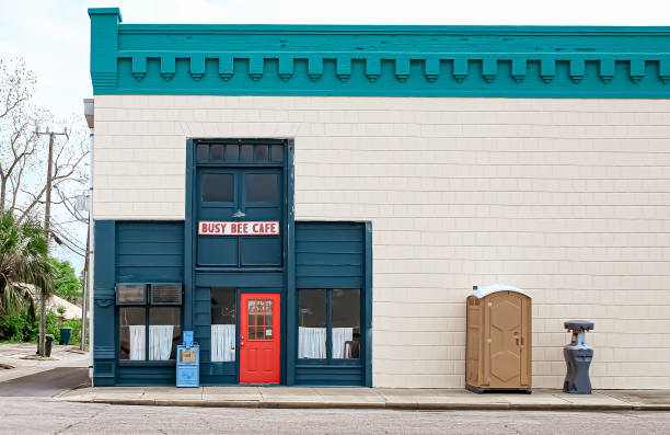 Best Porta potty rental near me  in New Middletown, OH